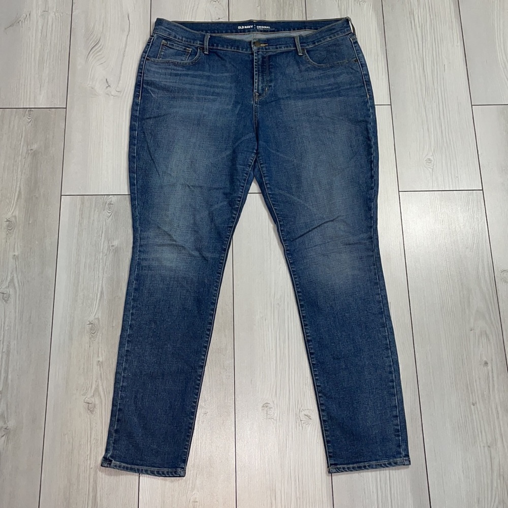 Old Navy original mid rise 16 long medium blue wash jeans